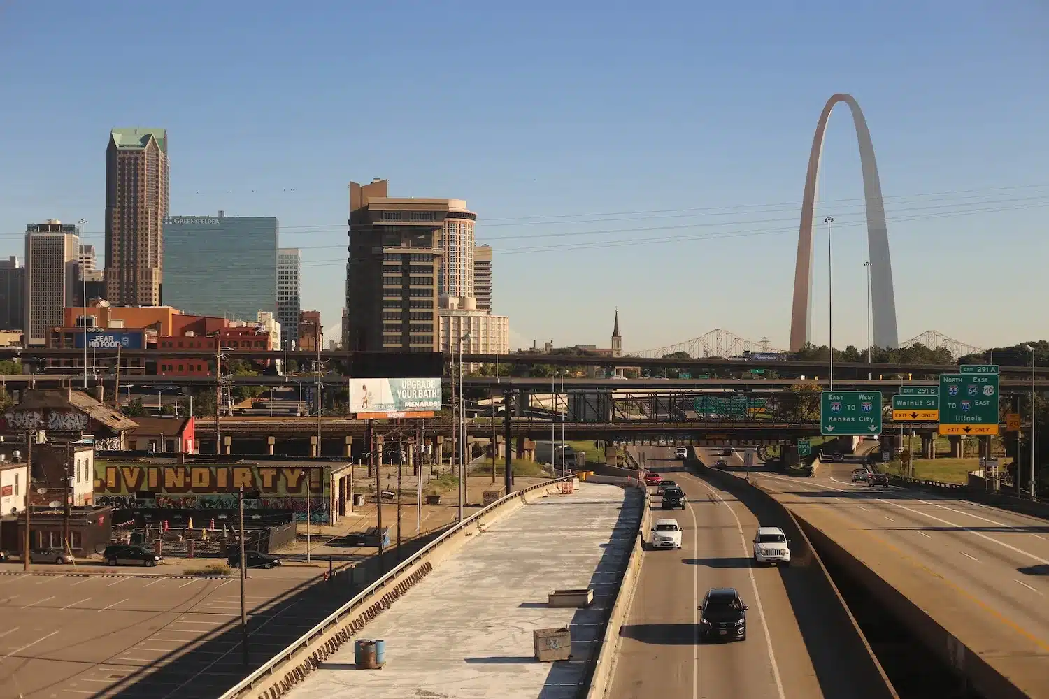 Downtown St. Louis skyline with highway in foreground, relevant to St. Louis highway removal discussions