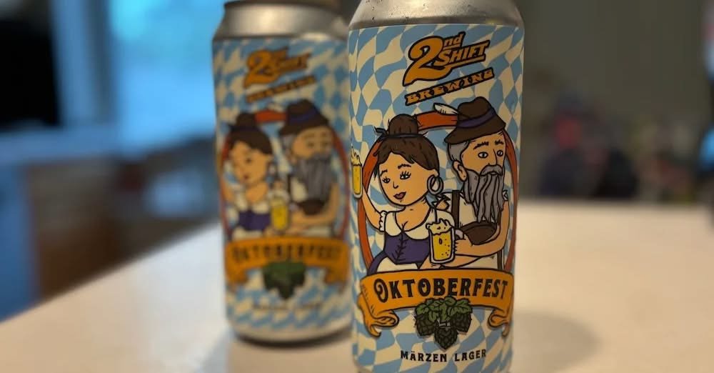 St. Louis Oktoberfest beer releases – 2nd Shift Brewing Oktoberfest Märzen lager cans with Bavarian-style label design